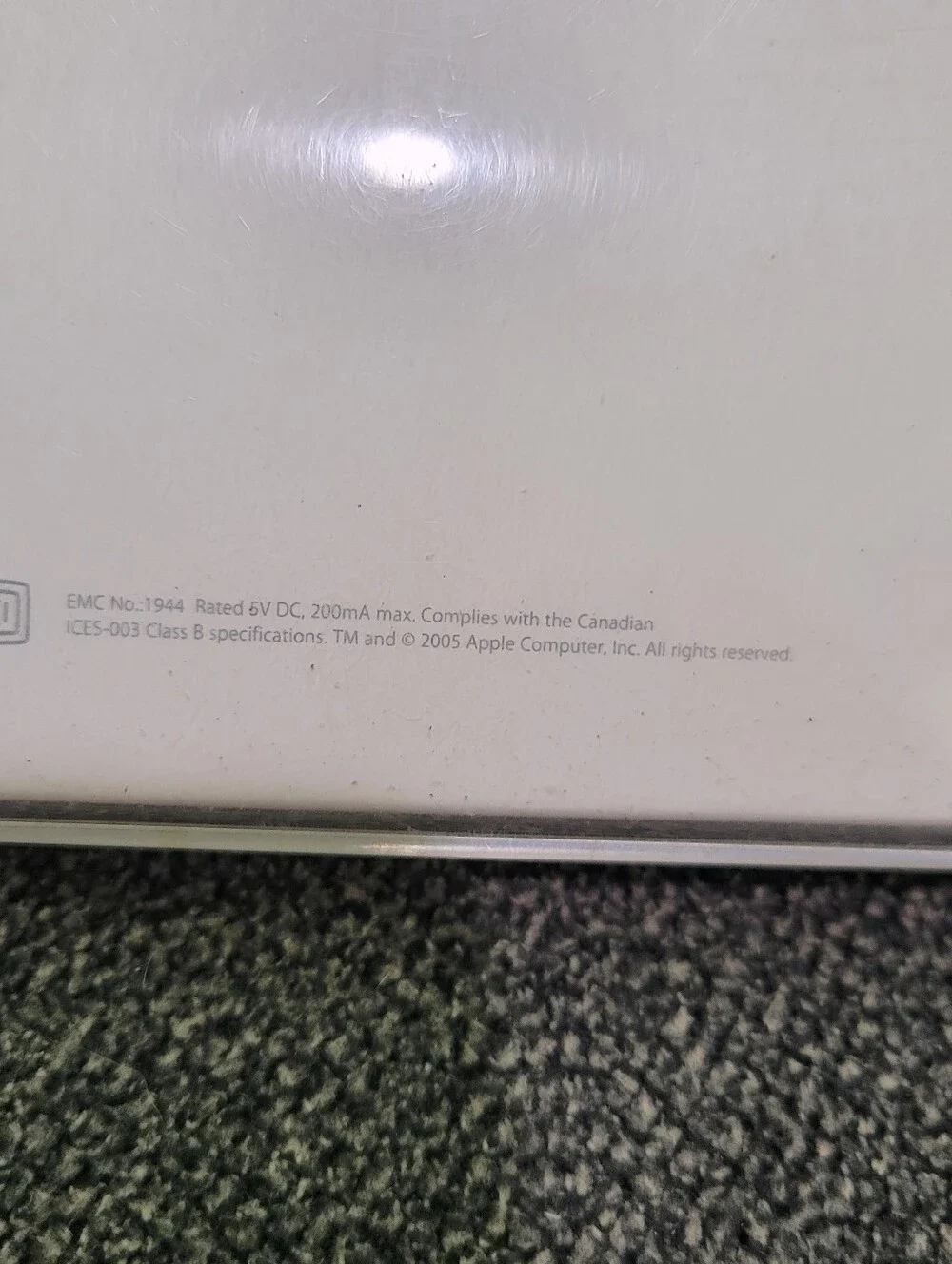 Apple A1048 Wired USB Keyboard Full Size White Clear EMC 1944